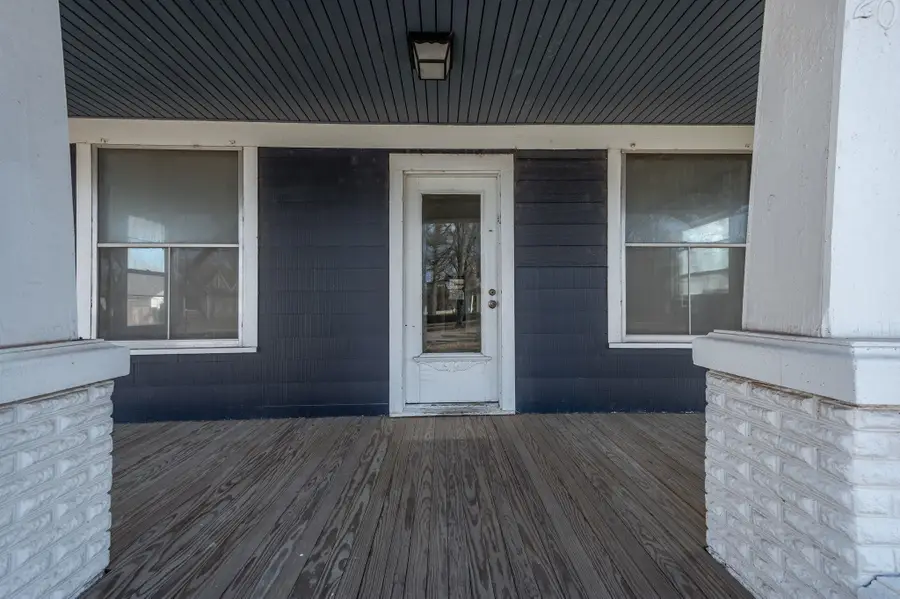 209 S 8th Street, Conway Springs, KS 67031 - #3