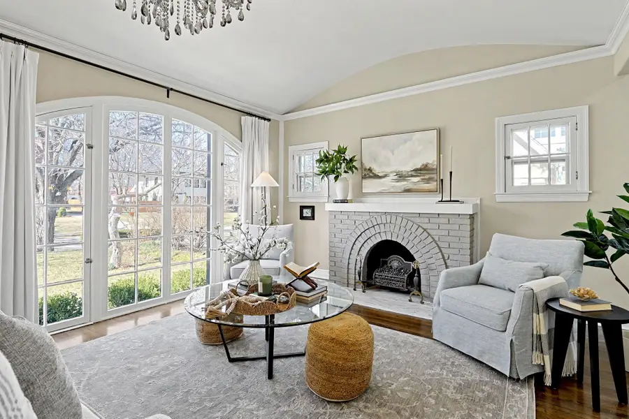 420 S Bluff Ave, Wichita, KS 67218 - #3