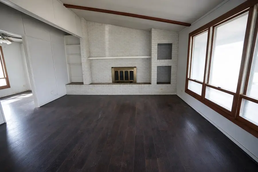 115 Windward Ct, Newton, KS 67114 - #2