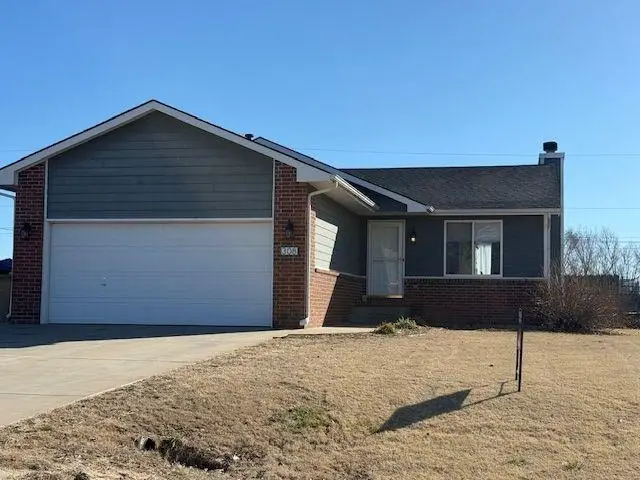 308 N Dacey, Bentley, KS 67016 - #2