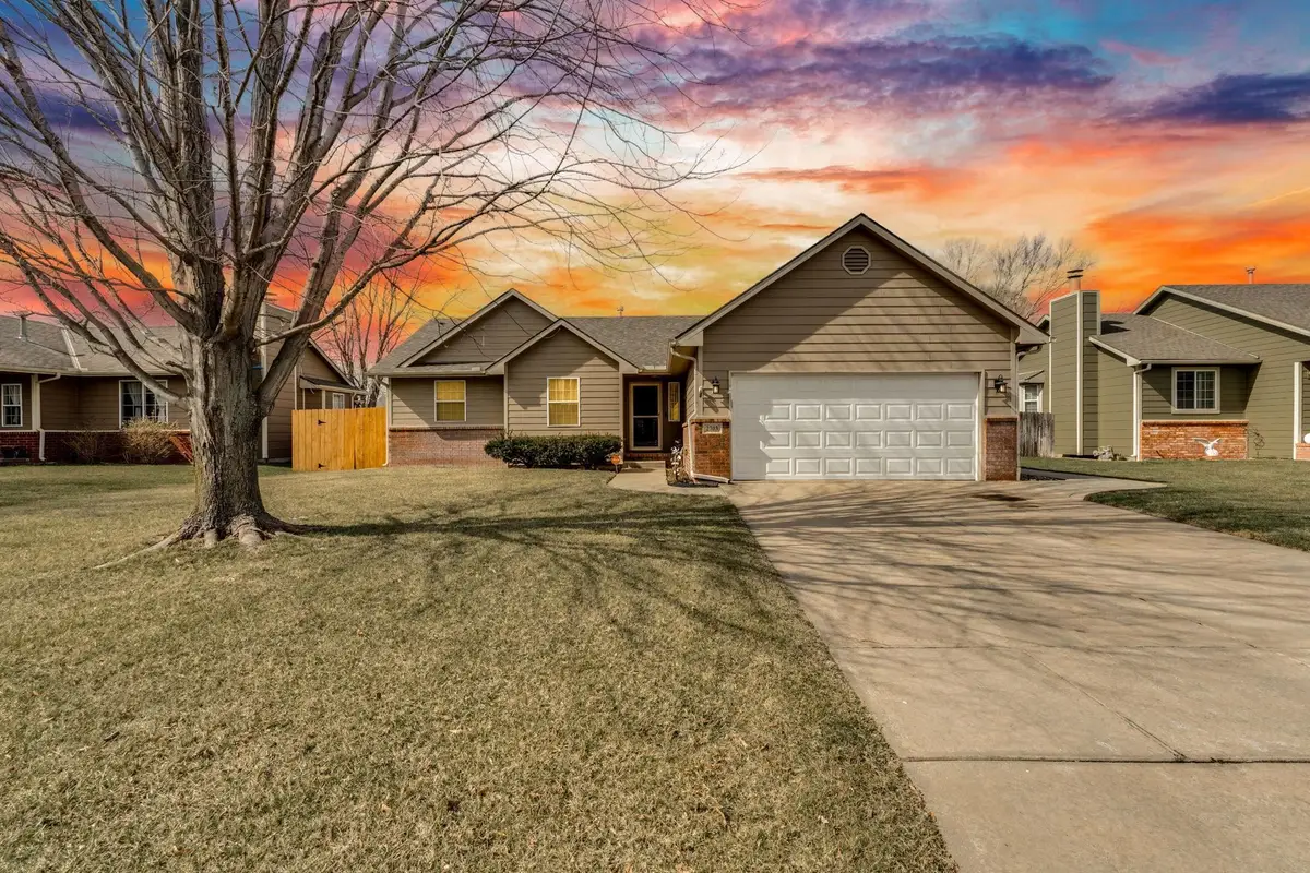 2703 N Parkdale St, Wichita, KS 67205-6019 - #1