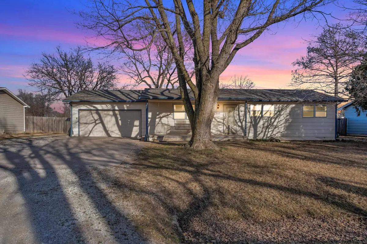 5450 N Charles St, Wichita, KS 67204 - #1