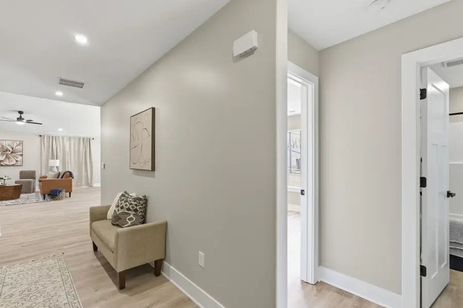 1501 E El Monte St, Wichita, KS 67216 - #2