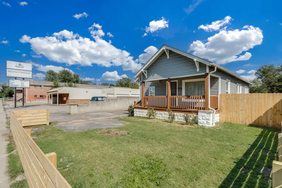 1944 Broadway Ave, Wichita, KS 67211 - #2