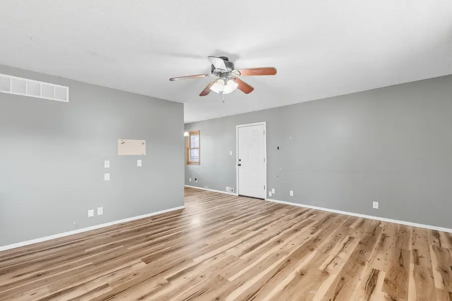 1524 E Selma Ave, Wichita, KS 67216 - #3