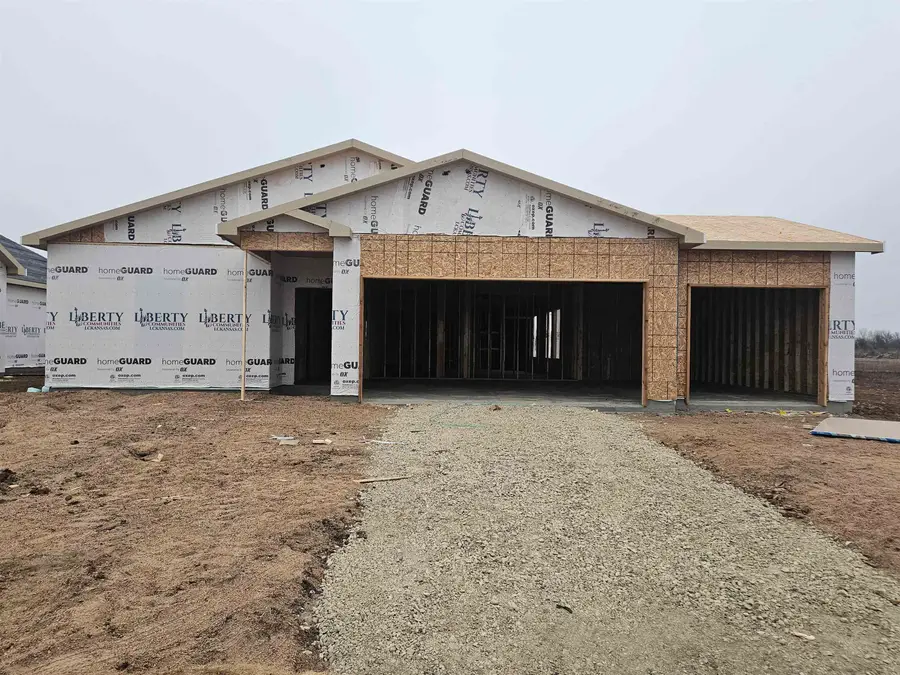 1022 N Forestview Ct, Wichita, KS 67235 - #2