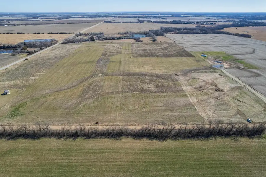 10088 N 127th St E, Valley Center, KS 67147 - #3