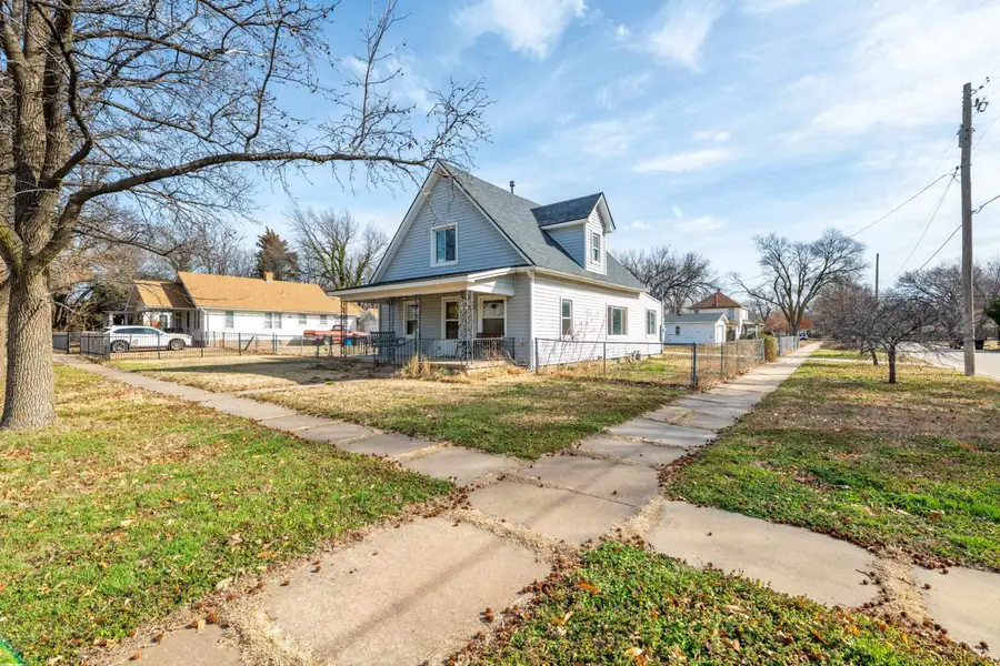 200 N Sedgwick St, Wichita, KS 67203 - #2
