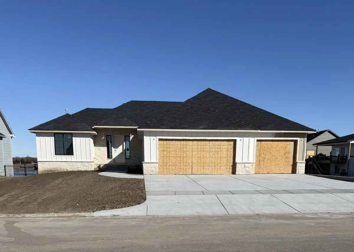 3252 N Bedford St, Wichita, KS 67226 - #1