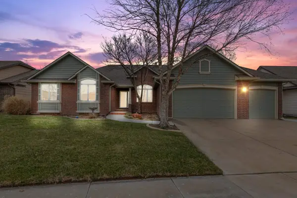 1226 S Auburn Hills St, Wichita, KS 67235