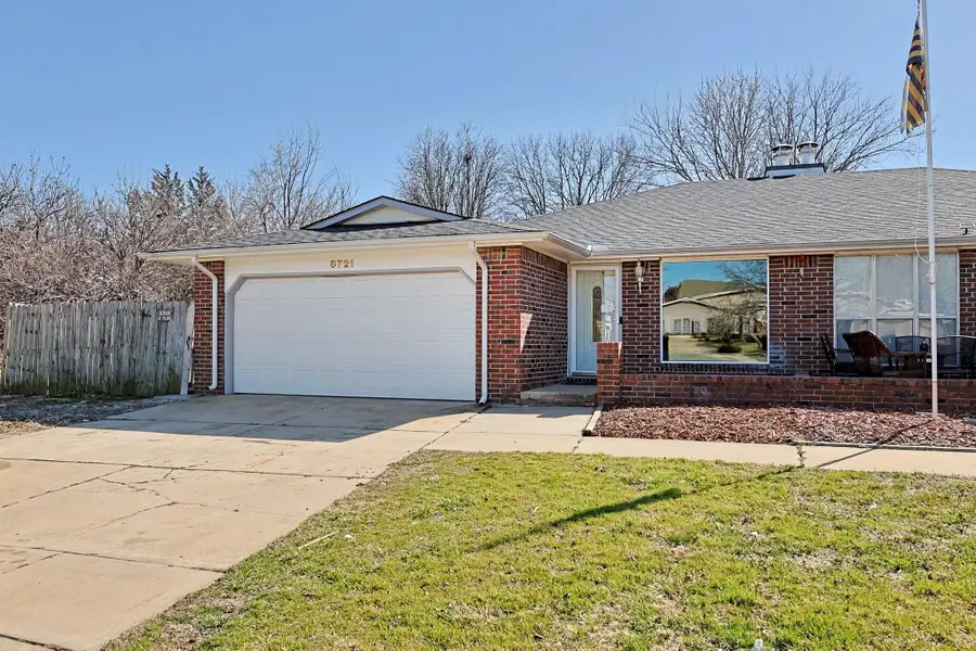 8721 E Lockmoor Circle, Wichita, KS 67207 - #2