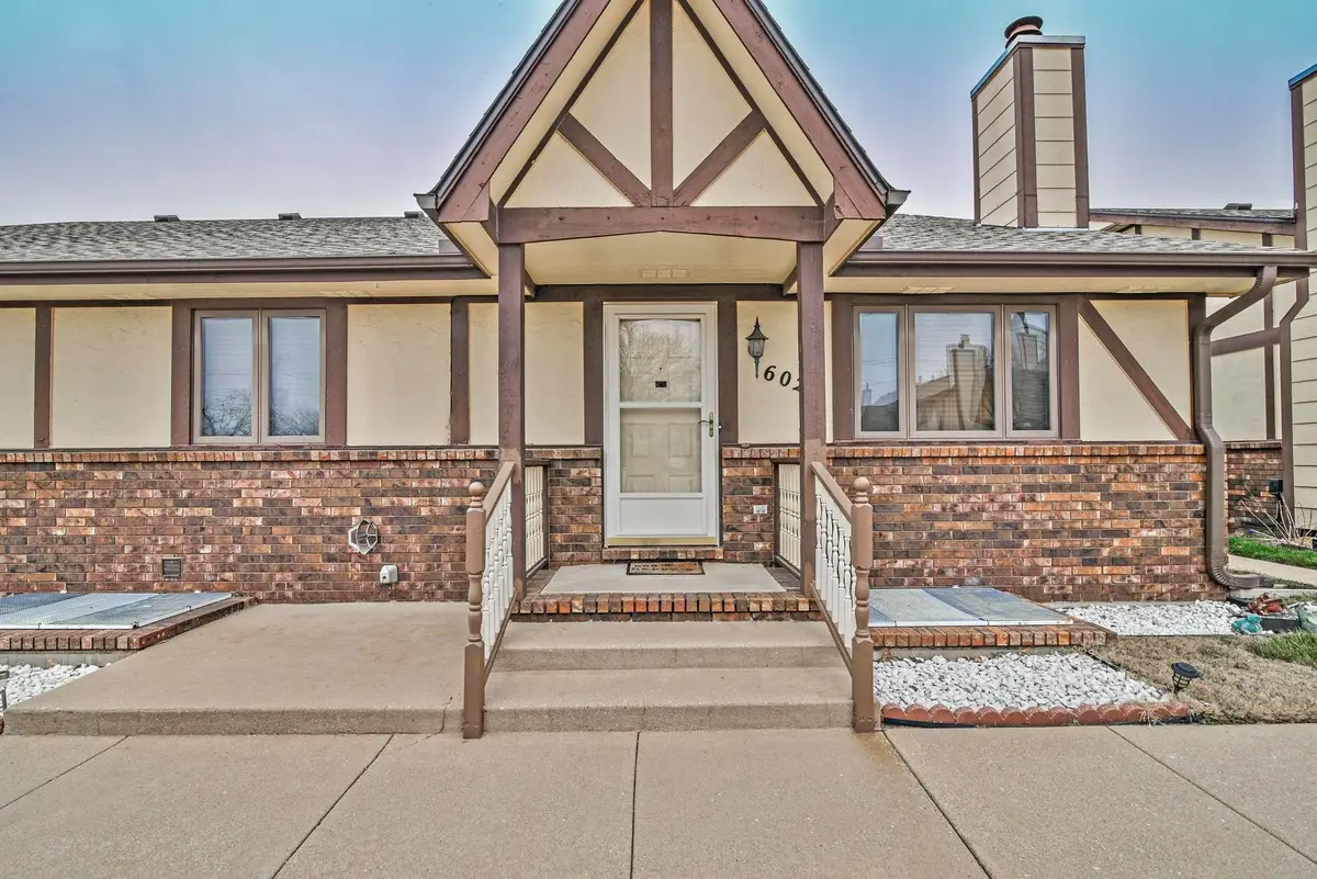 3536 W 2nd St N Apt 602, Wichita, KS 67203 - #1