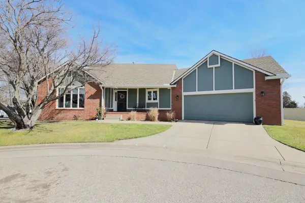 2302 N High Point Circle, Wichita, KS 67205