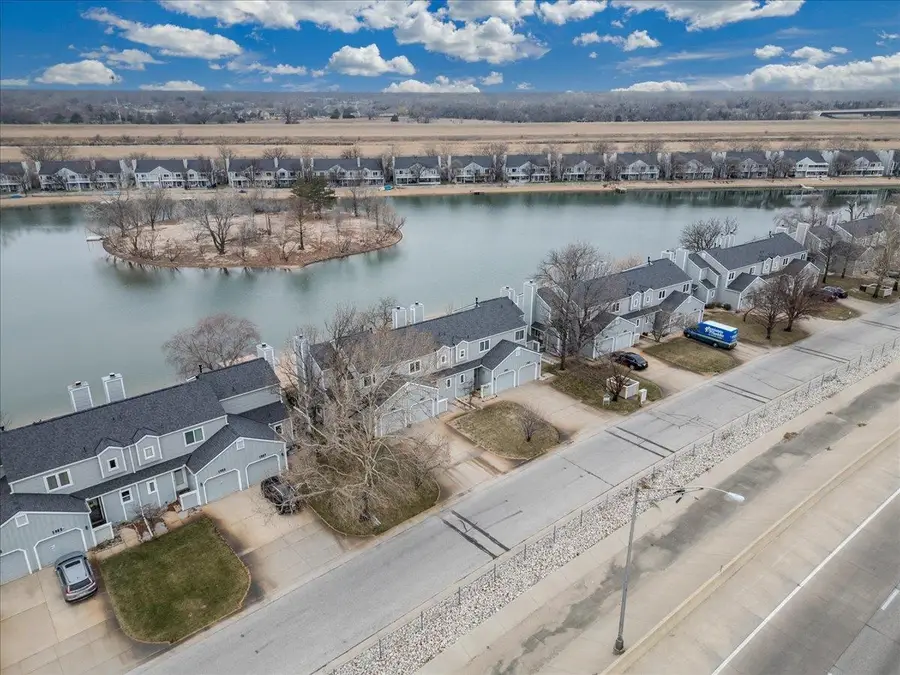 1047 N Lakewind St, Wichita, KS 67212 - #2