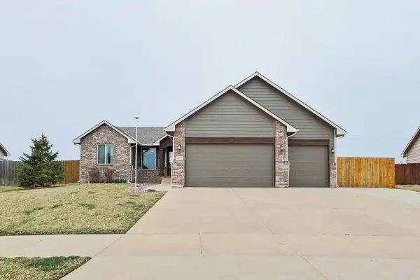 1415 N Aster St, Andover, KS 67002