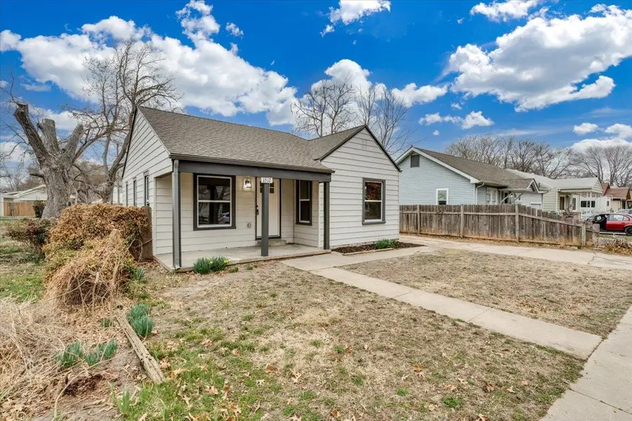 1517 S Greenwood Ave, Wichita, KS 67211 - #3
