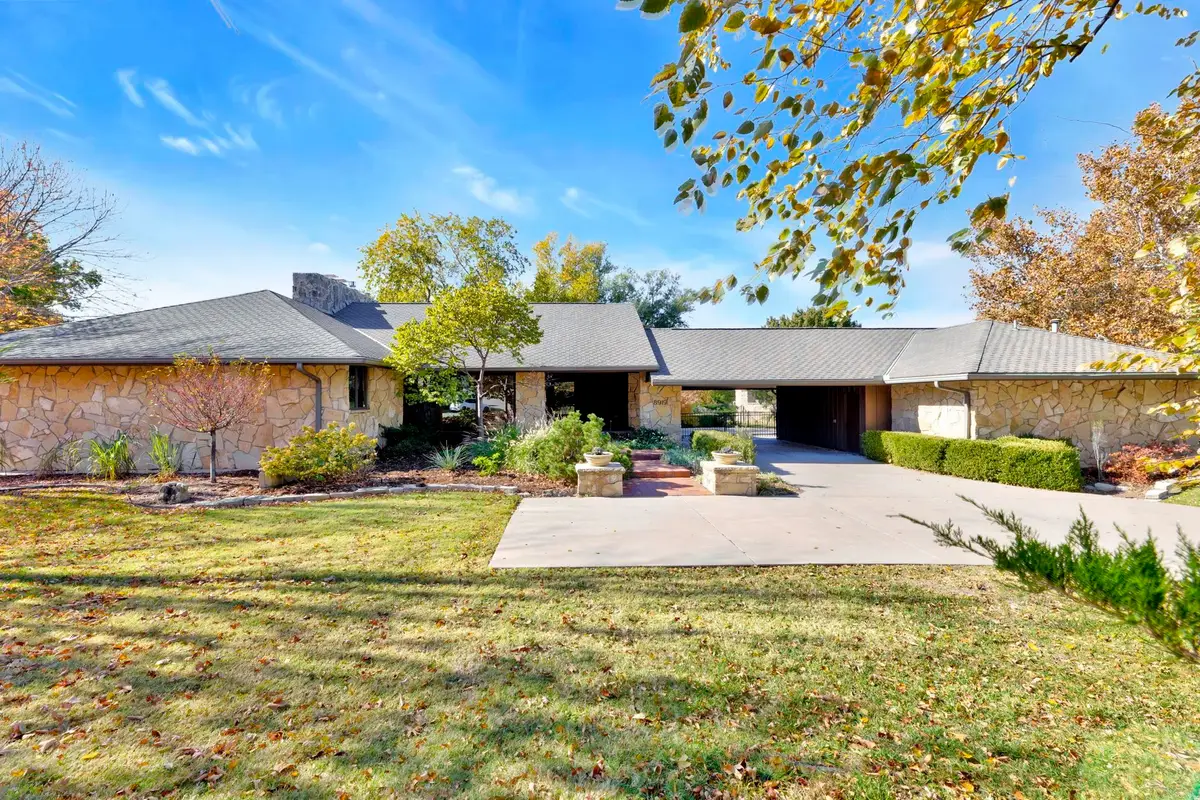 8919 E Boxthorn St, Wichita, KS 67226 - #1