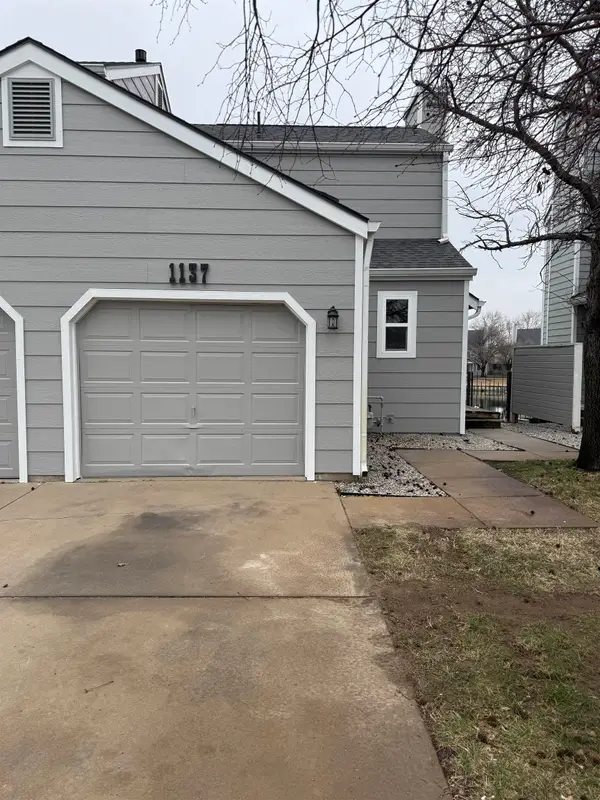 1137 N Lakewind, Wichita, KS 67212