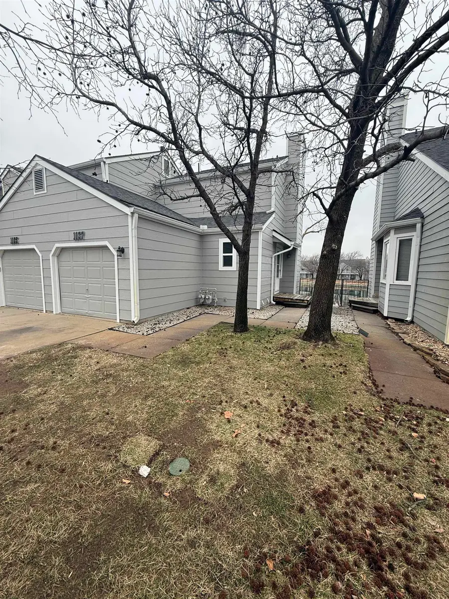 1137 N Lakewind, Wichita, KS 67212 - #2