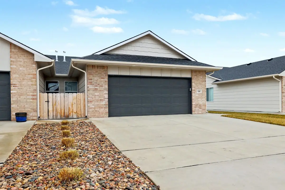 438 W Long Path Ct, Goddard, KS 67052 - #1