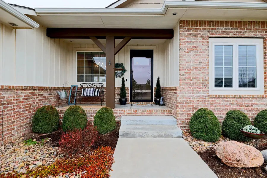 120 N Kennedy St, Wichita, KS 67235 - #2