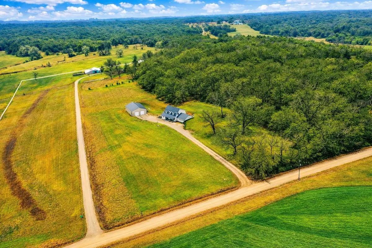 1533 N 700, Baldwin City, KS 66006 - #1