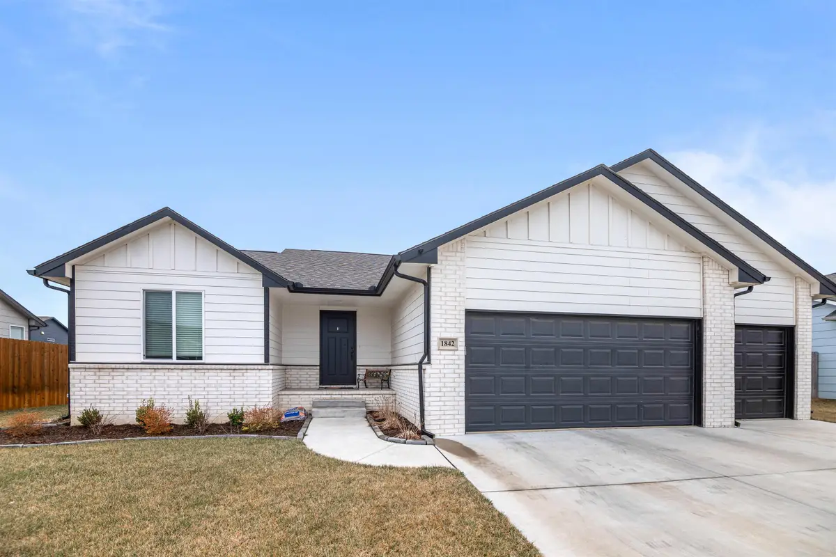 1842 S Bedford St, Wichita, KS 67207 - #1