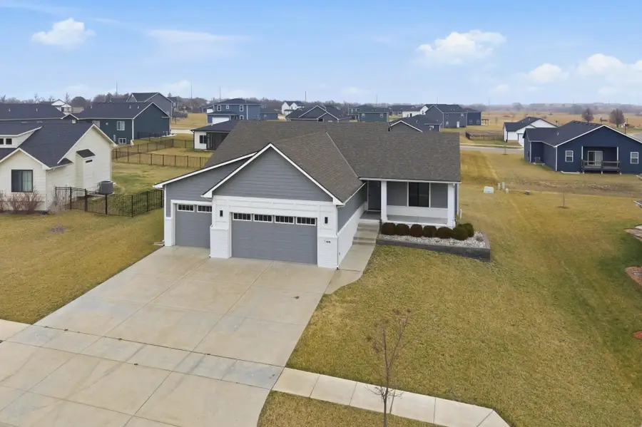7408 E Gabriel St, Bel Aire, KS 67226 - #3