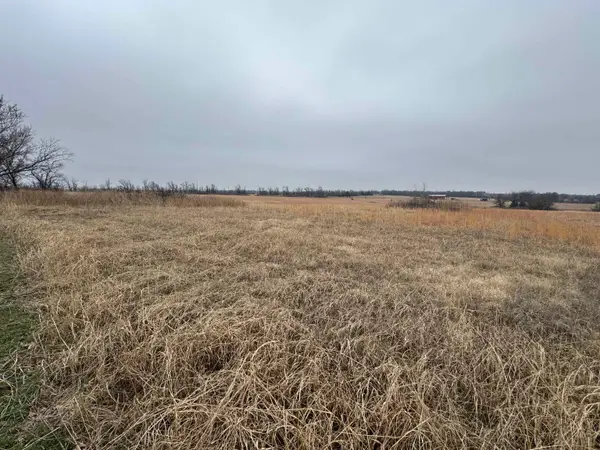 11759 132nd Rd, Winfield, KS 67156