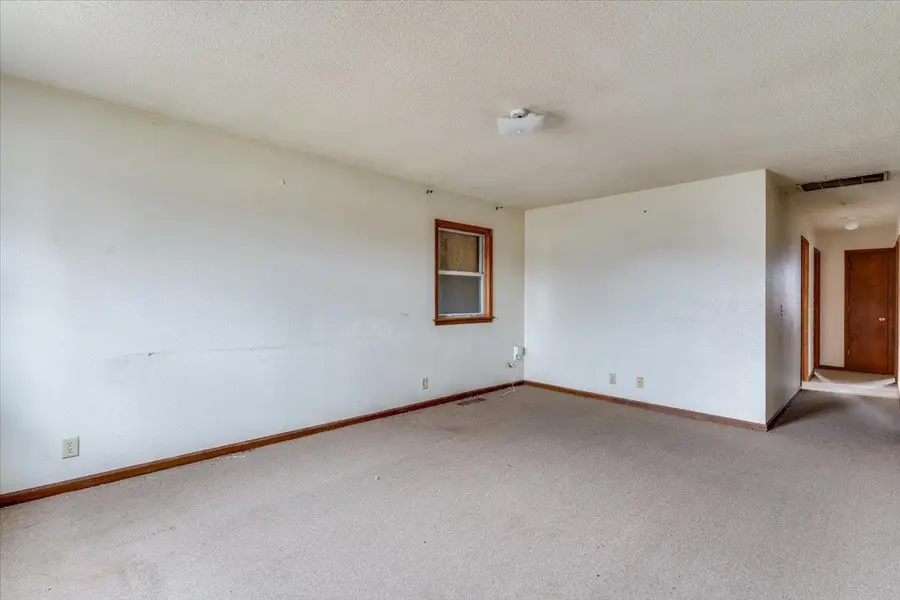 1521 E Catalina St, Wichita, KS 67216 - #3