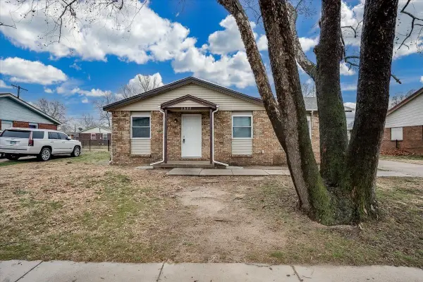 1507 E Berkeley, Wichita, KS 67216