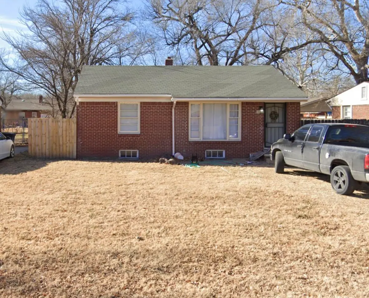 2701 N Litchfield Ave, Wichita, KS 67204 - #1