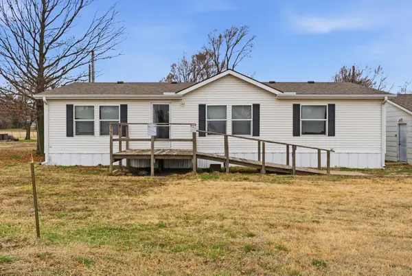 21311 85th Rd, Winfield, KS 67156