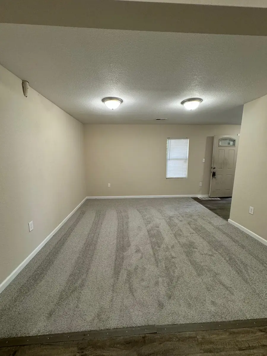 2673 S Holyoke St, Wichita, KS 67210 - #2