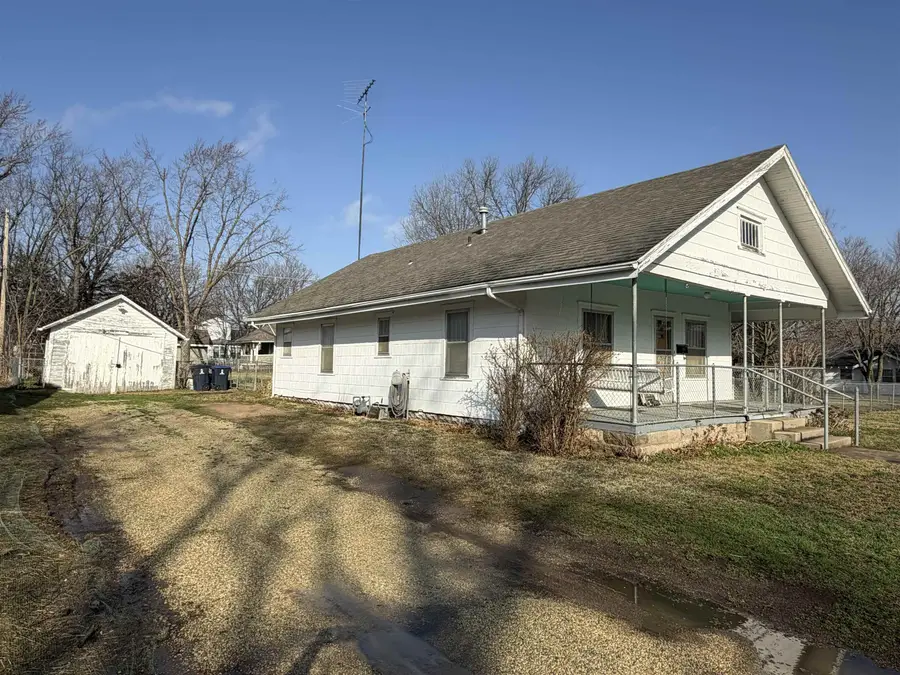 705 S Denver St, El Dorado, KS 67042 - #2