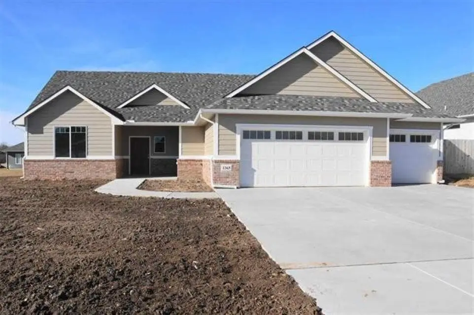 1365 S Sierra Hills St, Wichita, KS 67230 - #1