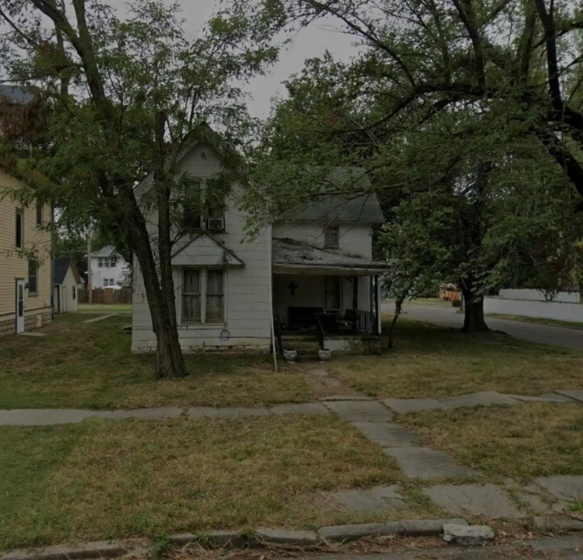 1001 E 10th Ave, Winfield, KS 67156 - #1