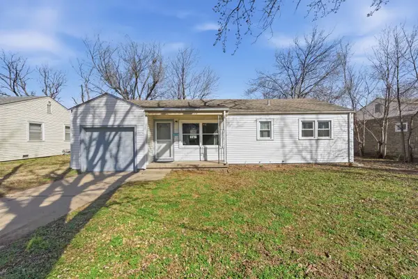 1138 E Tulsa St, Wichita, KS 67216