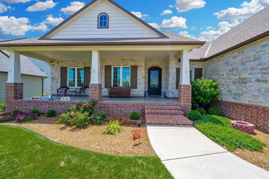 3609 N Crest St, Wichita, KS 67226 - #2