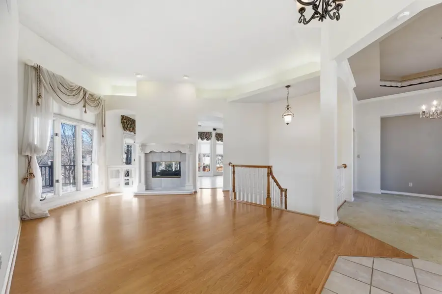 1367 N Hickory Creek Ct, Wichita, KS 67235 - #3