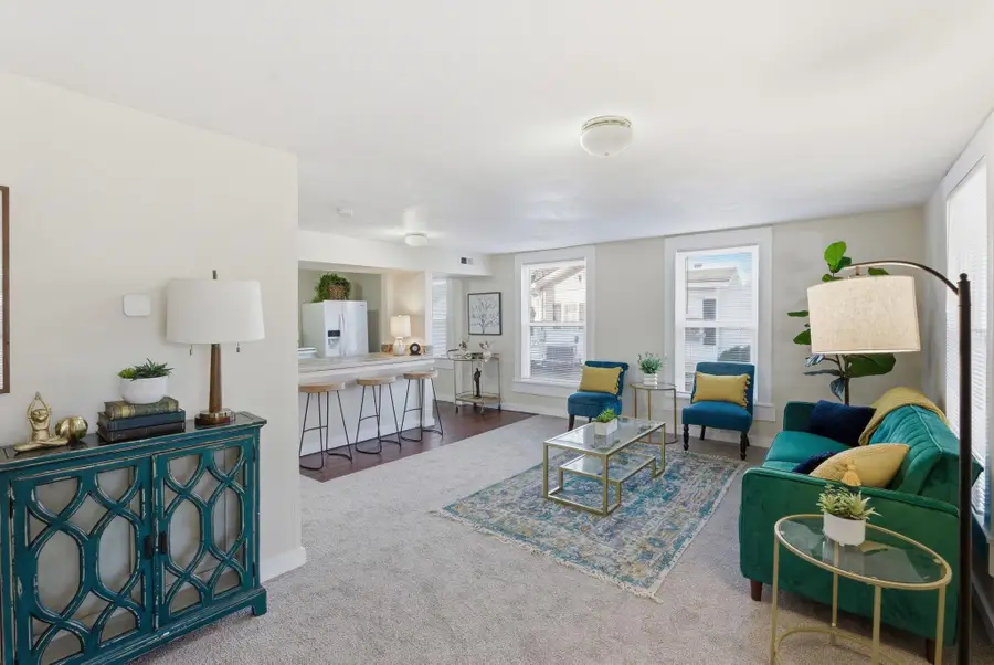 911 W 3rd Ave, El Dorado, KS 67042 - #3