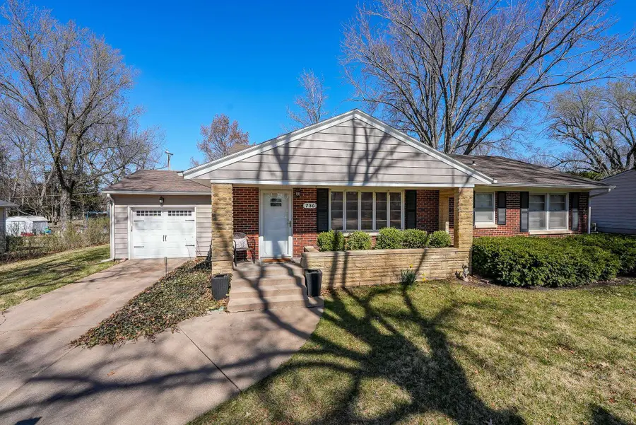 736 Harvard Ave, El Dorado, KS 67042 - #2