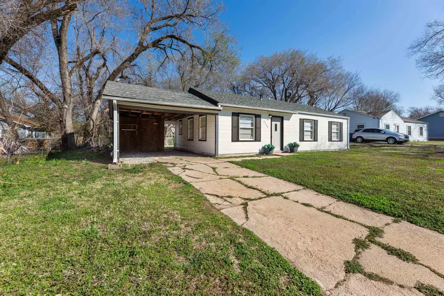 6566 N East Park View St, Park City, KS 67219 - #2