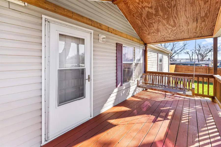 616 Willis Ave, Salina, KS 67401 - #3