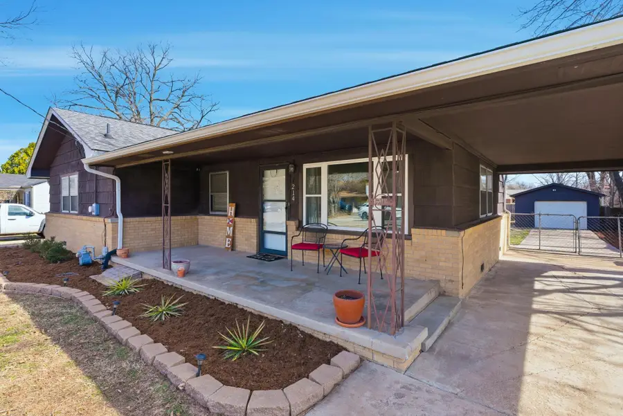 1214 N Sheridan Ave, Wichita, KS 67203 - #3