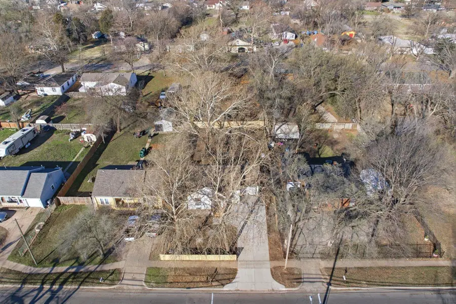 2849 N Arkansas Ave, Wichita, KS 67204 - #2