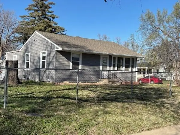 1213 Stack Ave, Salina, KS 67401