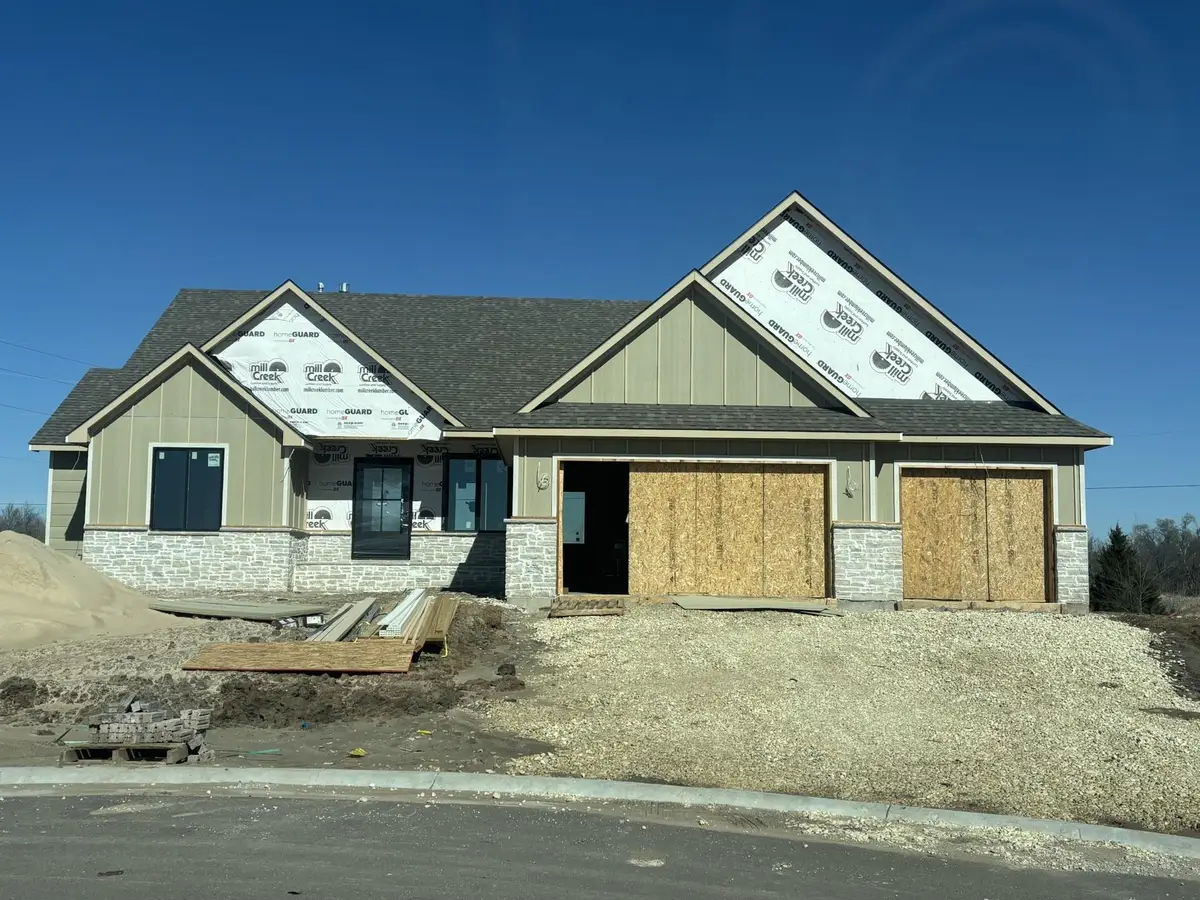 11400 Winston Cir, Wichita, KS 67226 - #1