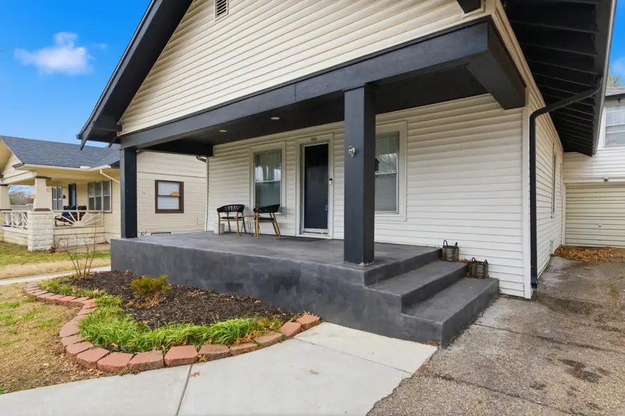 431 S Clifton Ave, Wichita, KS 67218 - #3