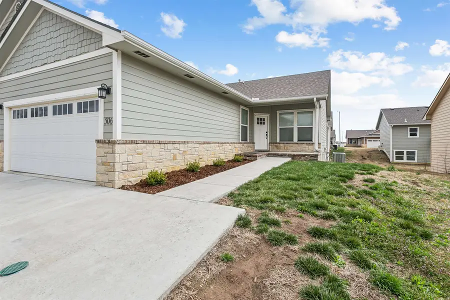 331 N 127th St. E Bldg #42/506, Wichita, KS 67206 - #2